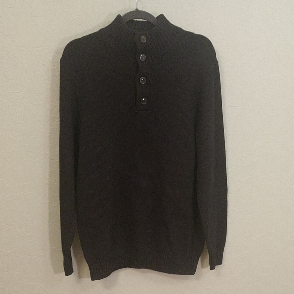 Old Navy Sweater